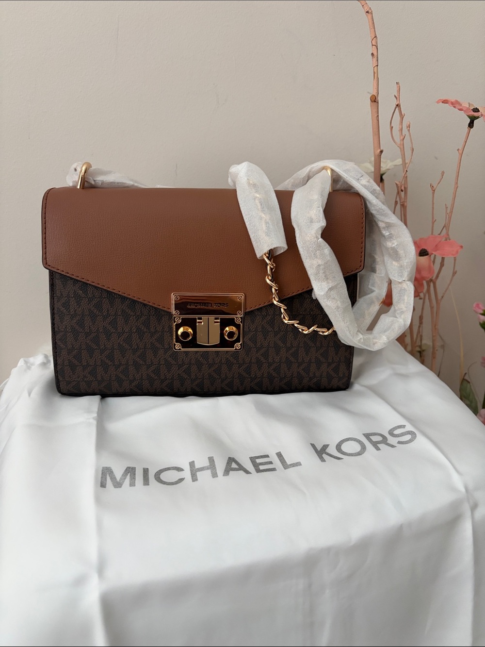 Michael Kors Rose Medium Logo Shoulder Bag